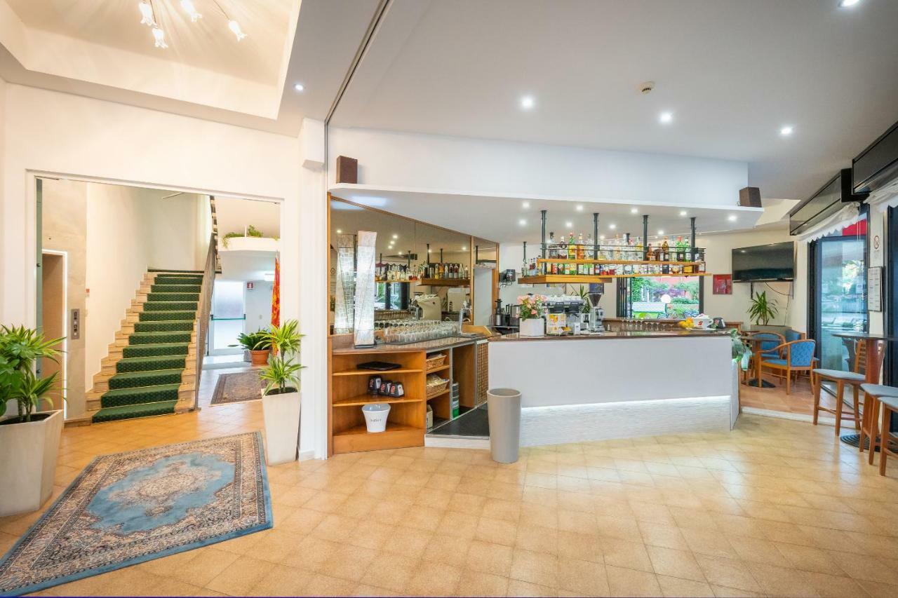 Hotel Stoccarda Caorle Kültér fotó