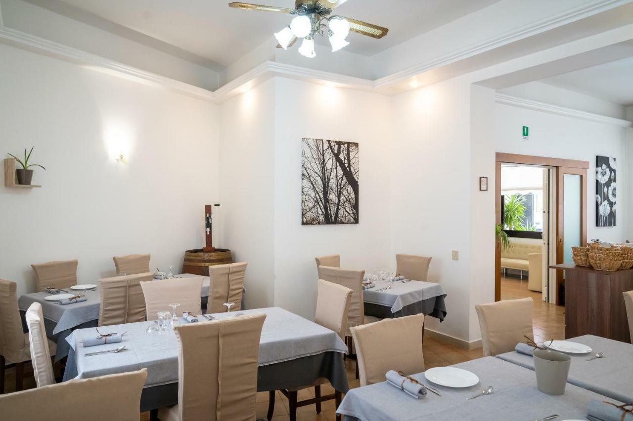 Hotel Stoccarda Caorle Kültér fotó