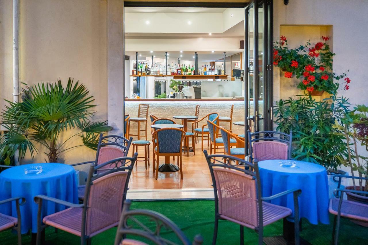 Hotel Stoccarda Caorle Kültér fotó
